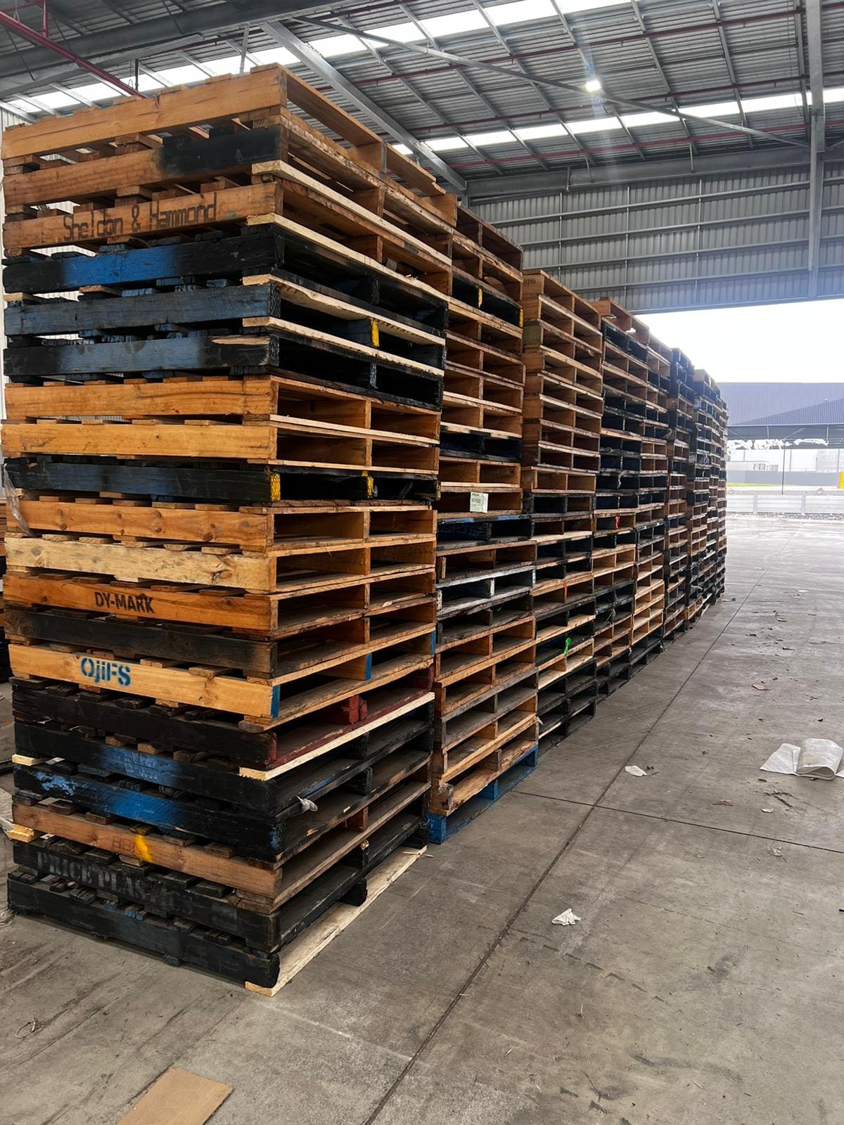 Used Wooden Pallets